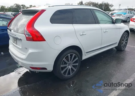 2016 Volvo Xc60 T5 Drive-E Platinum z USA, uszkodzony, nr VIN YV440MDM0G2887908